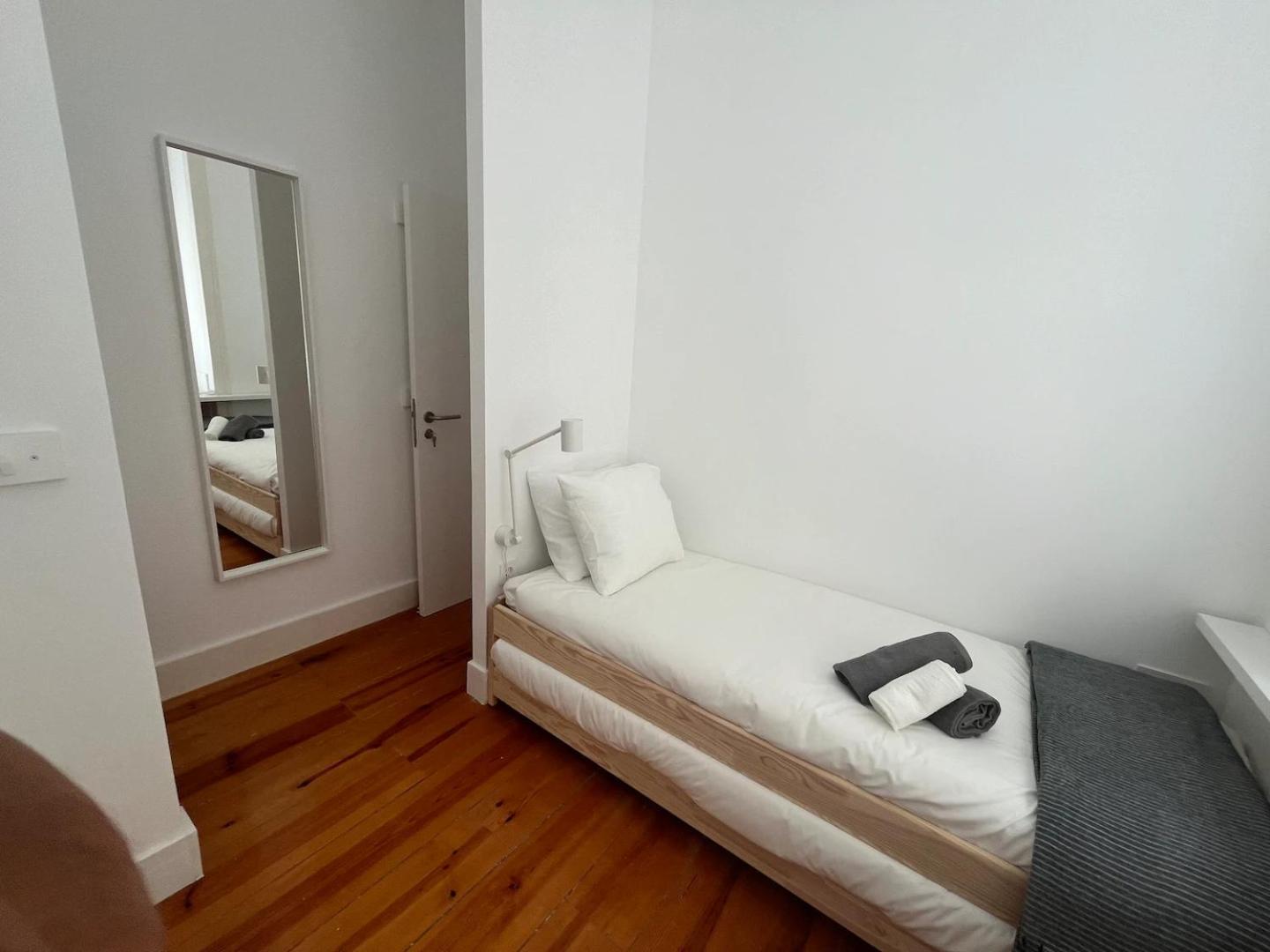 Bed and Breakfast Pensao Neves Лиссабон Экстерьер фото